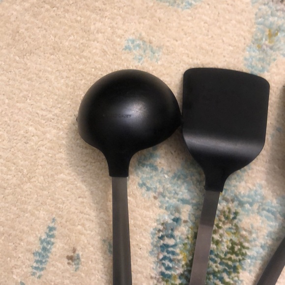 🍀 4/$15! Set of theee kitchen tools. Two spatulas and a soup ladle - Picture 7 of 10
